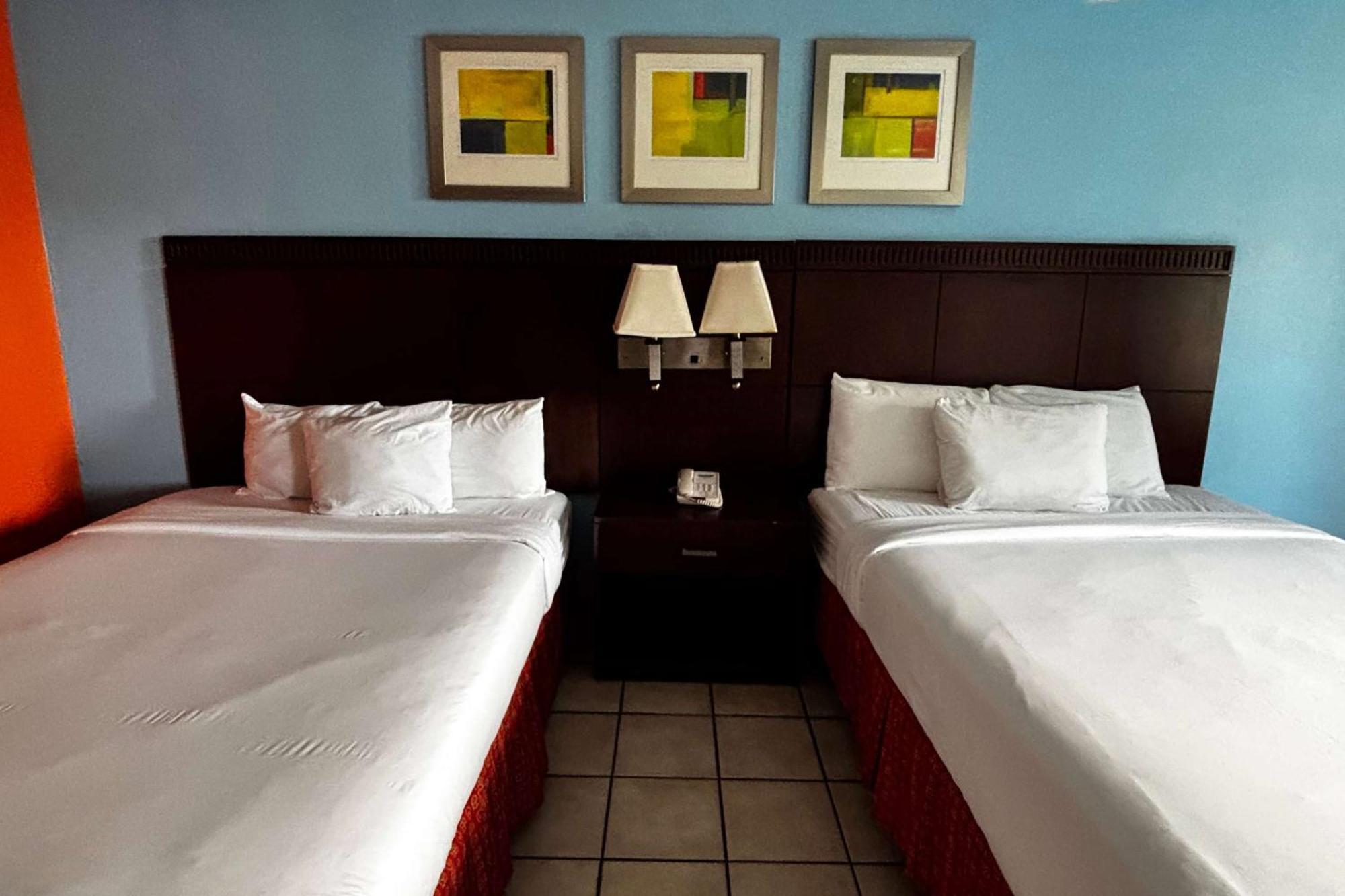 Chambre 2 Lits Queen-Size - Non-Fumeurs