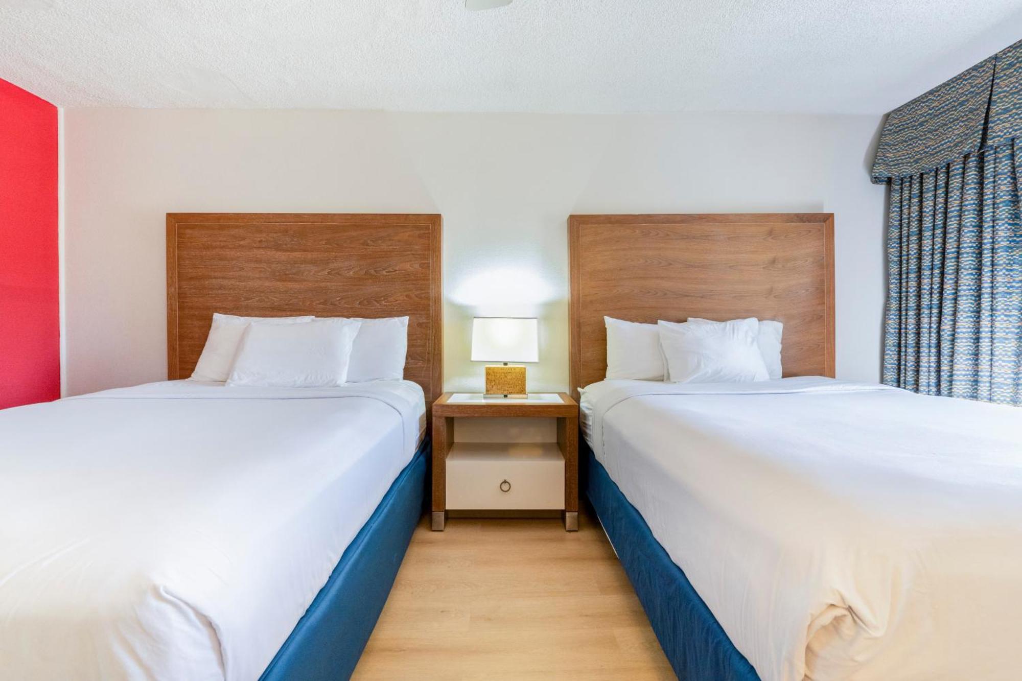 Chambre 2 Lits Queen-Size - Non-Fumeurs - Vue sur Cour